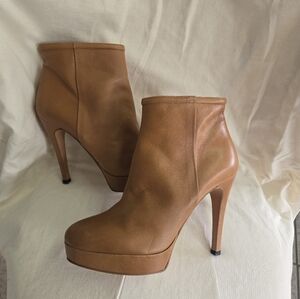 Barney’s NY Leather Boots Size  39.5